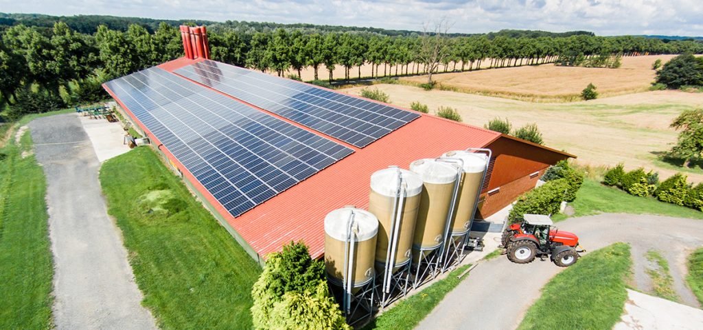 DM Parchi Agrisolare: 1,5 Miliardi per il settore agricolo e zootecnico